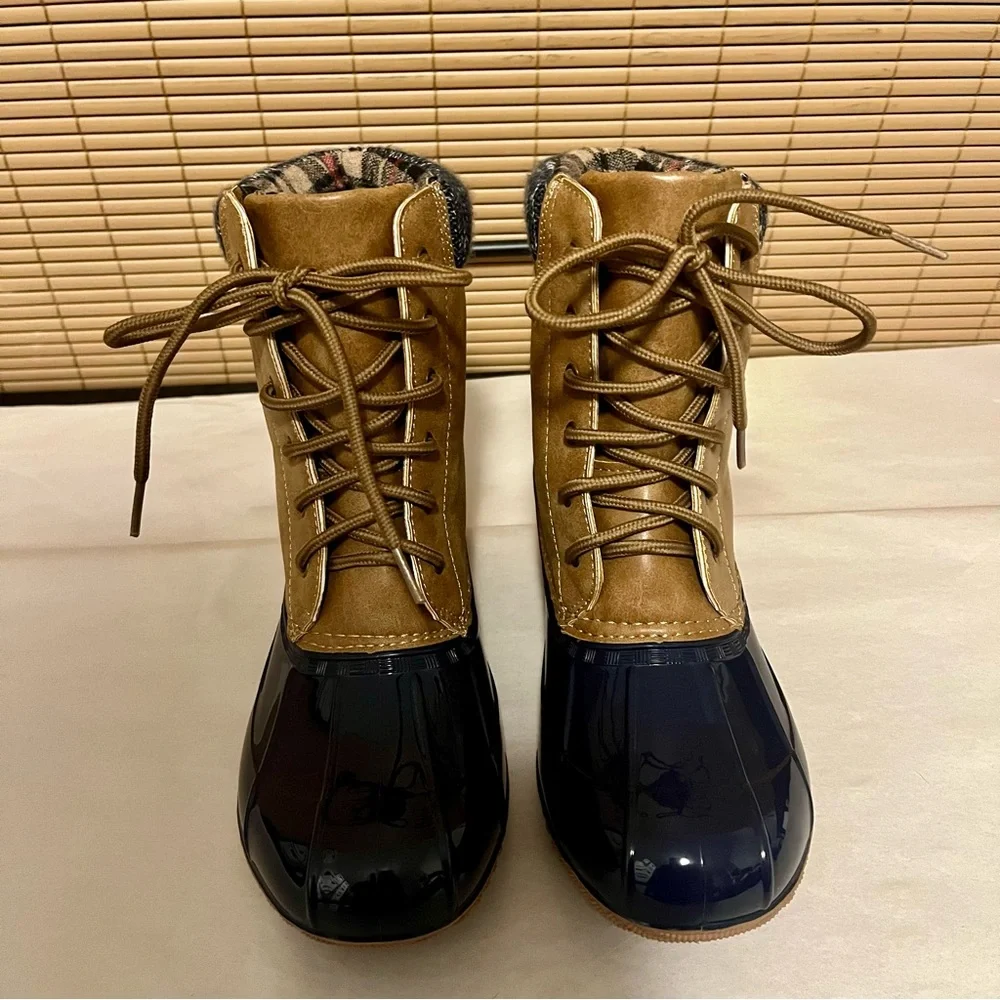 JustFab Navy/Tan Evi Knit Sock Liner Duck Boots - Picture 2 of 11